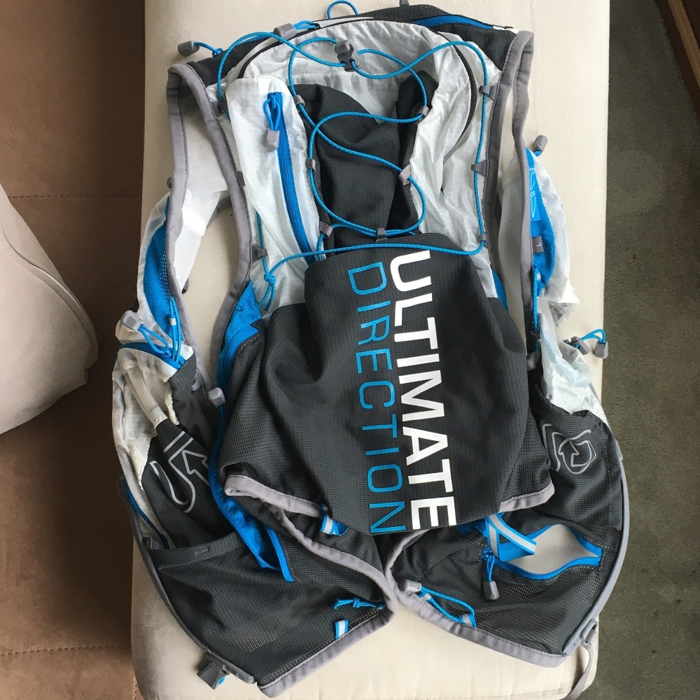 UD Race Hydration Vest
